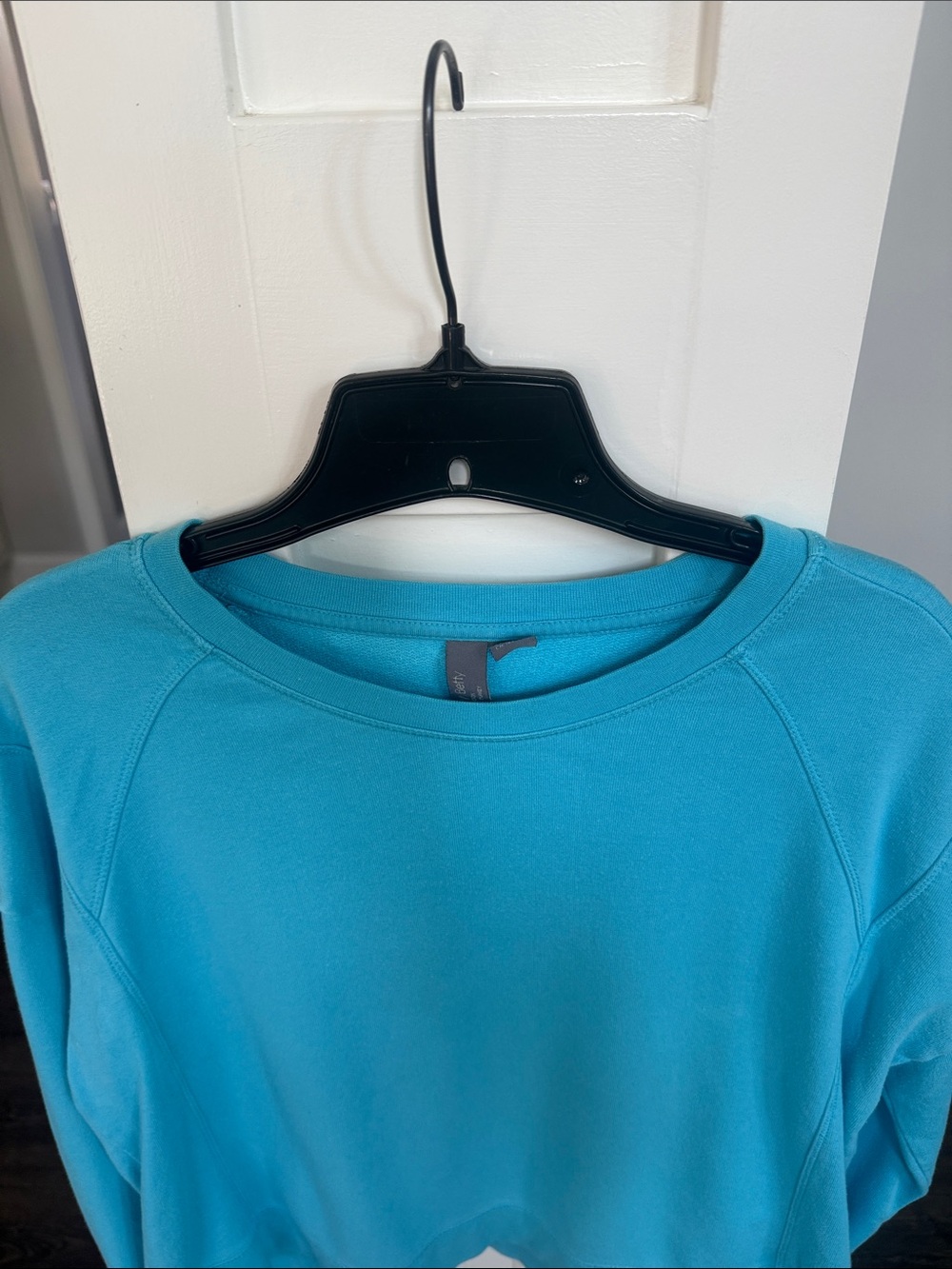 Sweaty Betty Bright Turquoise Cropped Crewneck Sweatshirt Small - Picture 2 of 7